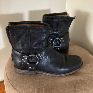 Authentic Frye Portia Harness Boots Size 7!